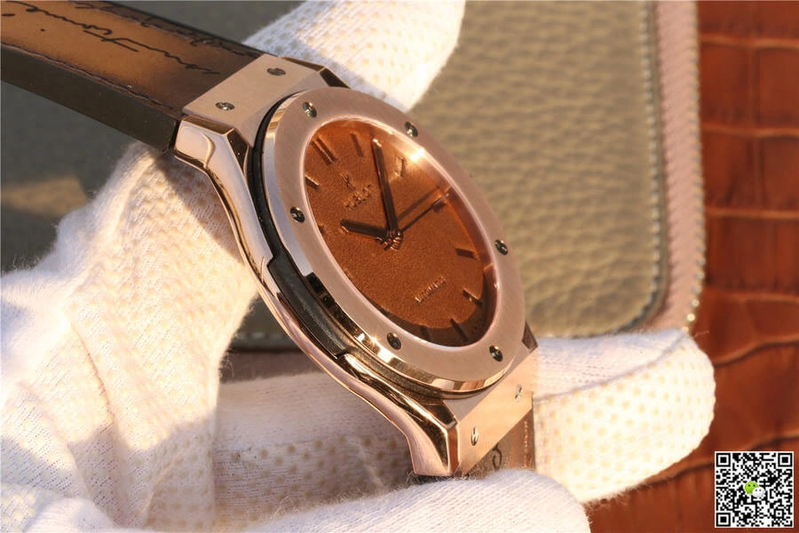 Hublot Classic Fusion 511.OX.0500.VR.BER16 TW Factory 1:1 Best Edition Replica Watch Cowhide strap